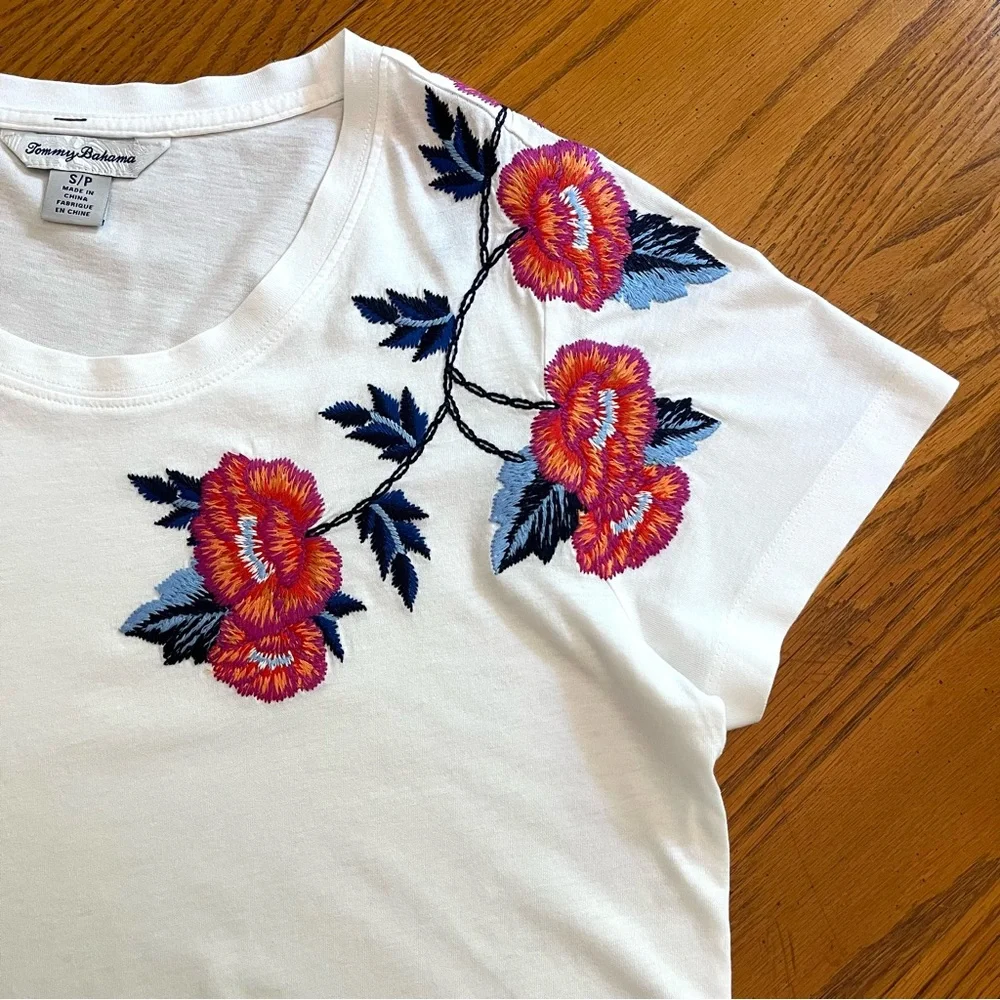 Tommy Bahama Embroidered Short Sleeve Tee M - Picture 8 of 9